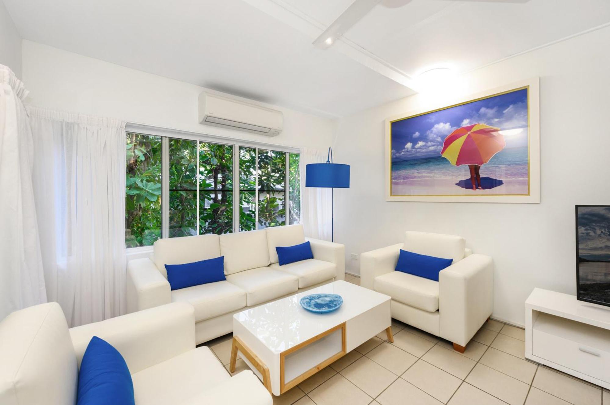 By The Sea Port Douglas Esterno foto